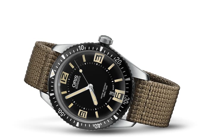 Image of Divers Sixty-Five